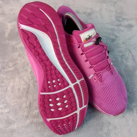 Nike Air Zoom Pegasus 40 Women’s 9 Pink White Running Shoes - Picture 3 of 12
